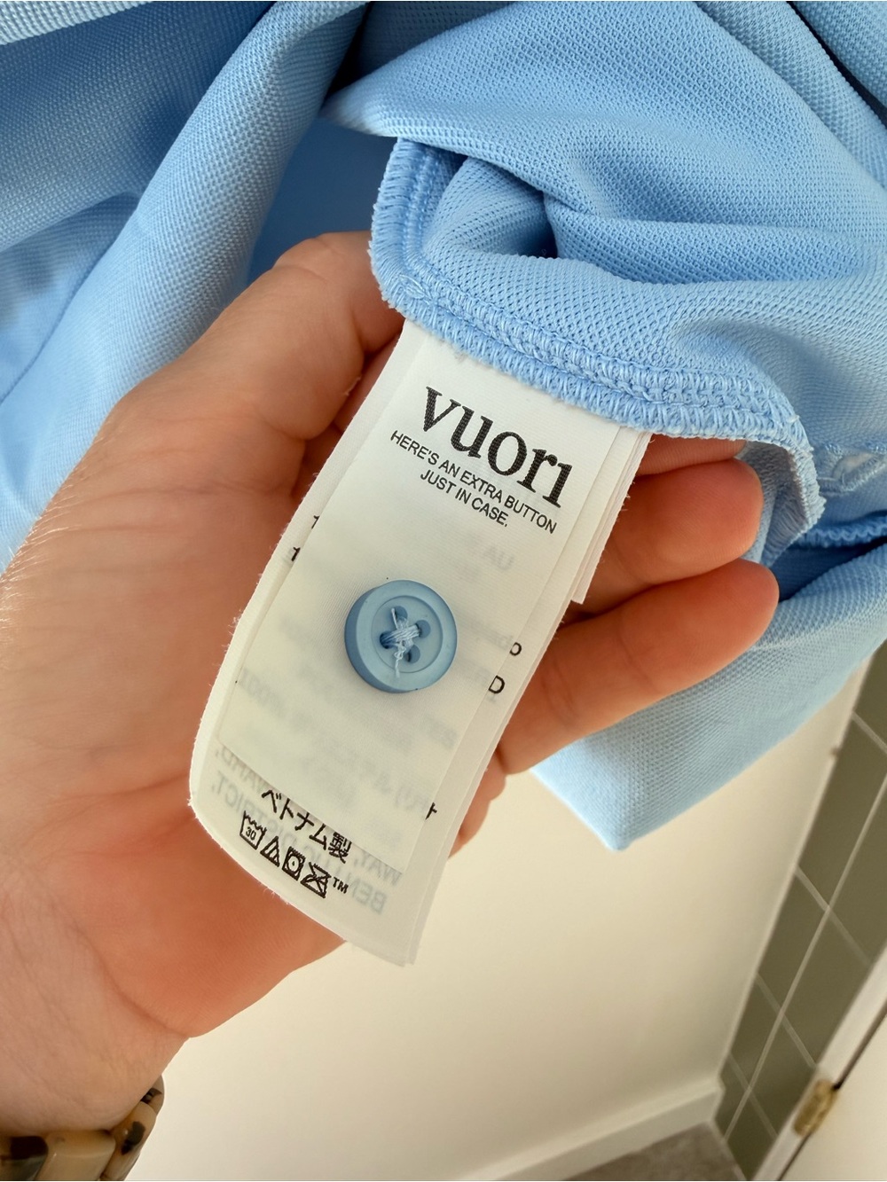 Vuori Women's Polo Crop Polo - Light Blue - Picture 4 of 5
